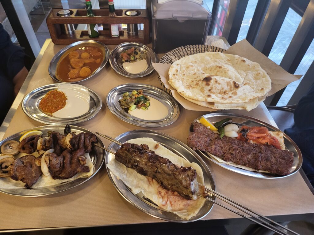 صور من مطعم جزار في جدة