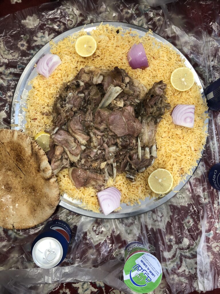 مطاعم ومطابخ مكتوم باخلعة