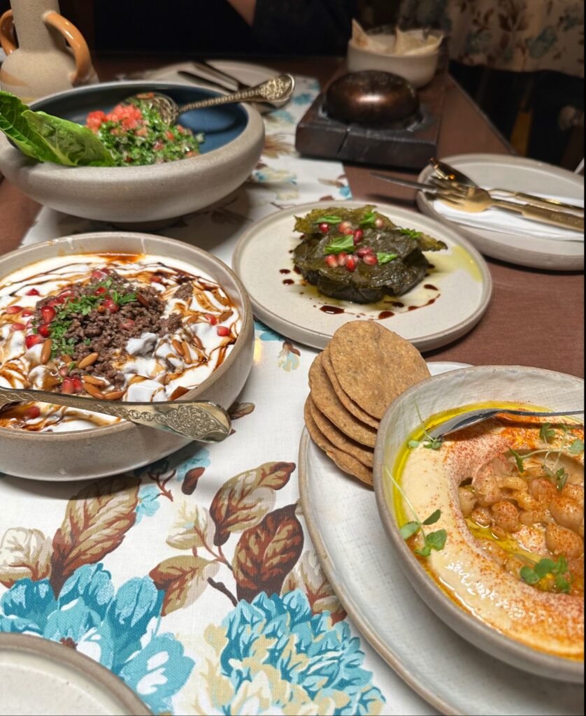 صور من مطعم يوميات في الرياض 